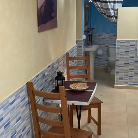 Blanca Frente Al Mar * Punta Mujeres