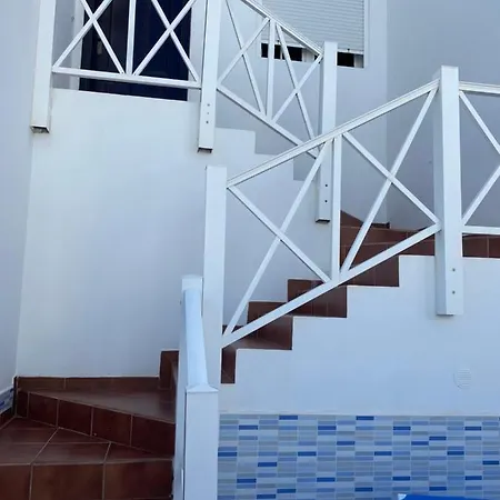 Blanca Frente Al Mar Apartment *