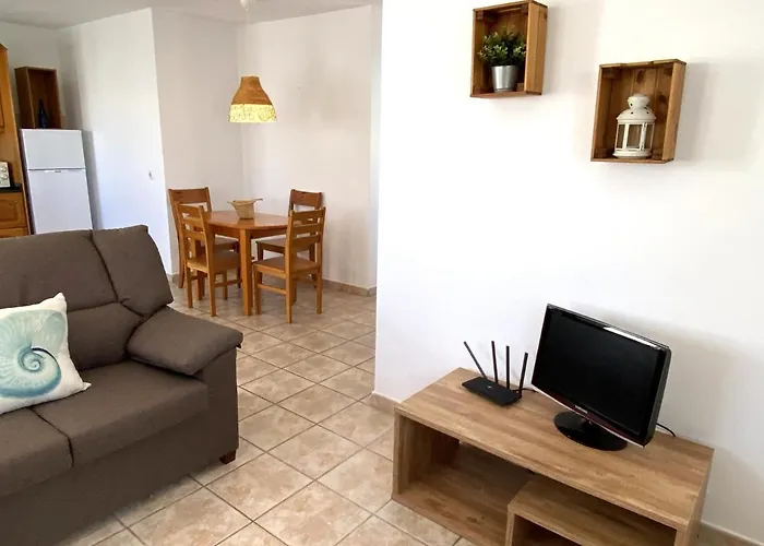 Blanca Frente Al Mar * Punta Mujeres