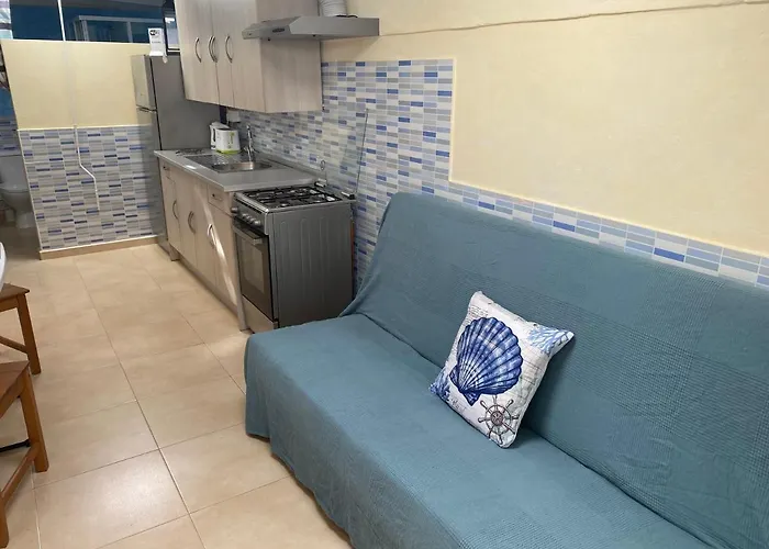 Blanca Frente Al Mar * Punta Mujeres