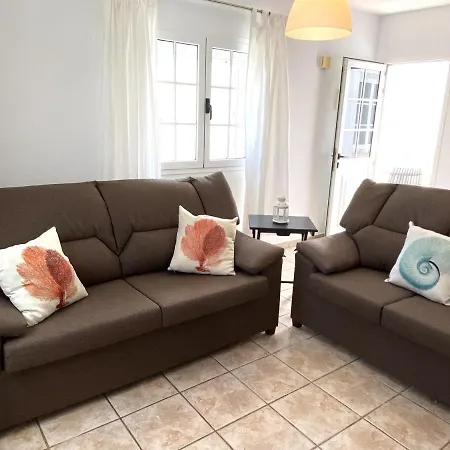 Blanca Frente Al Mar * Punta Mujeres